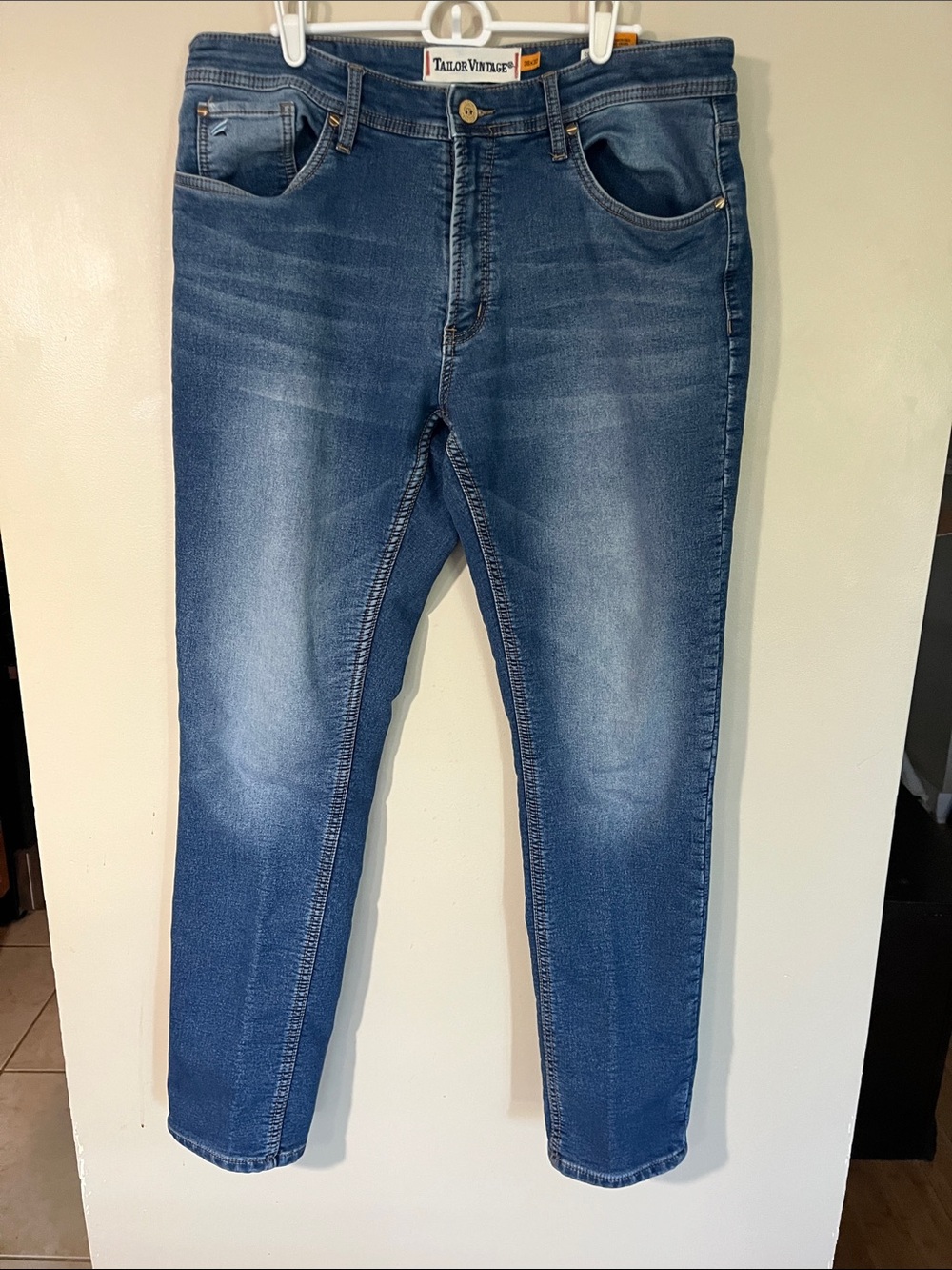 Tailor Vintage Men's Medium Blue Slim Jeans